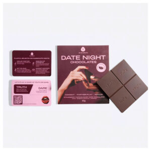 The Oh Collective Date Night - hořká čokoláda s makadamovými ořechy a jahodami pro páry (50 g)